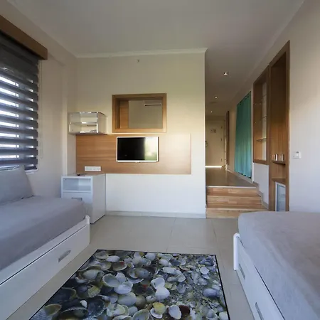 Holiday Village Turkiye Hotel 4*